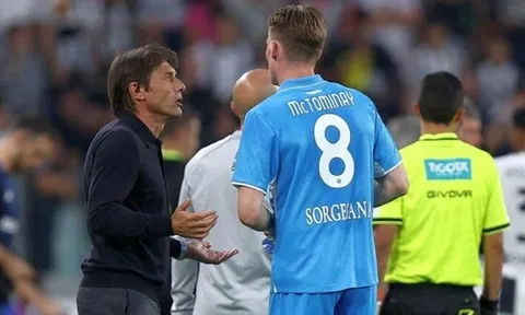 Conte thừa nhận "sốc" vì MU bán Scott McTominay cho Napoli
