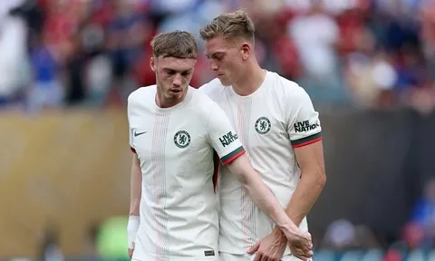 Nhìn lại trận đầu đá chính của Liam Delap: Lo ngại cho hàng công Chelsea