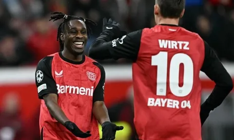 Wirtz: Frimpong rủ tôi gia nhập Liverpool