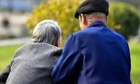 Khi về già, cha mẹ tuyệt đối đừng nói 3 điều này với con cái, nhất là điều số 1