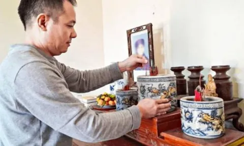 Không muốn tài lộc tiêu tán: 5 điều cấm kỵ tuyệt đối không phạm khi lau chùi lư hương