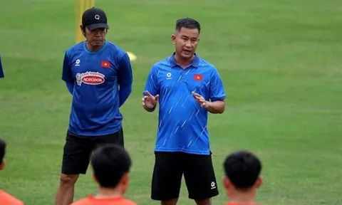 Ông Đinh Hồng Vinh chia tay U23 Việt Nam