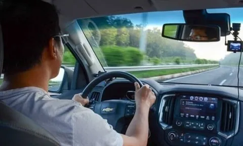 Tiết lộ sự thật: Sự khác biệt “một trời một vực” giữa đàn ông có xe hơi và không có xe hơi!