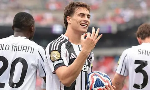 Yildiz tỏa sáng, Juventus dễ dàng đè bẹp Wydad AC
