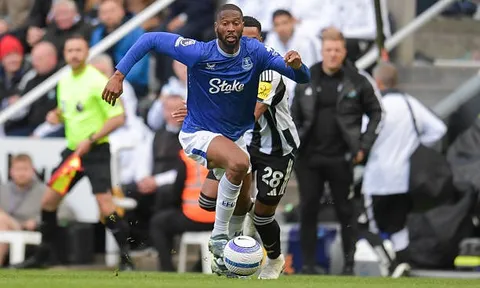 Gyokeres bị hoài nghi, tiền đạo Everton được tiến cử cho MU
