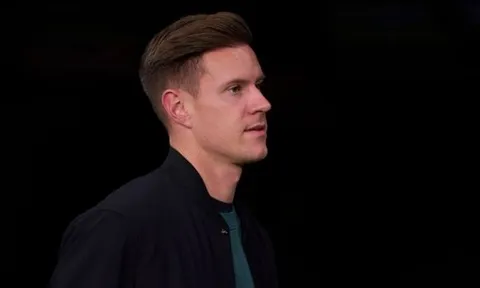 Drama Ter Stegen – Flick: Khi biểu tượng trở thành người thừa ở Barcelona