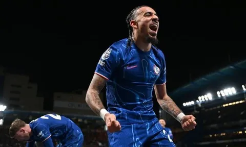 Bayern gửi đề nghị, Chelsea đã biết làm gì với Malo Gusto