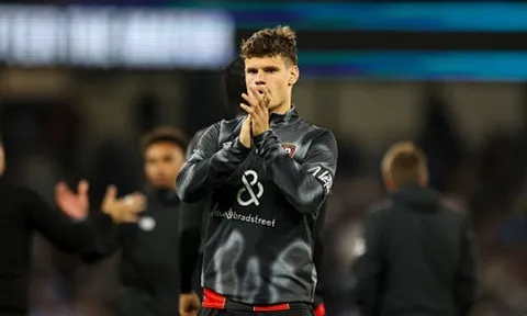 NÓNG! Kerkez kiểm tra y tế tại Liverpool, hợp đồng 40 triệu bảng sắp hoàn tất