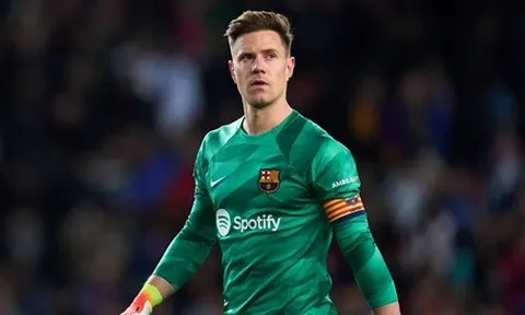 Man Utd "tăng tốc" vụ Ter Stegen, cạnh tranh quyết liệt với Chelsea