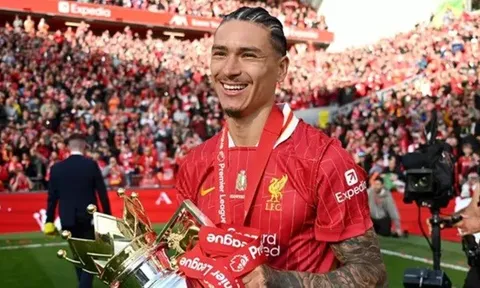 CĐV phỏng đoán Liverpool đã hé lộ manh mối lớn về tương lai của Nunez