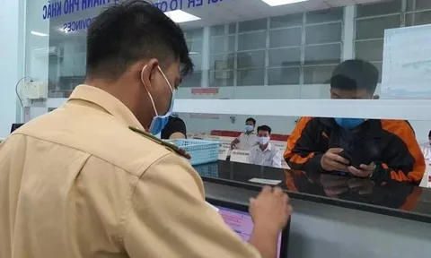 6 trường hợp bắt buộc phải đổi đăng ký xe, biển số xe năm 2025: Người dân chú ý kẻo bị phạt