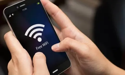 Điện thoại có nút "thần kỳ": Ấn là bắt WiFi vèo vèo không cần mật khẩu, không tốn 4G