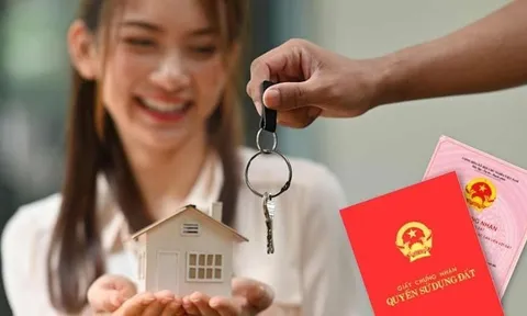 Sang tên Sổ đỏ cho con: Cha mẹ nên để thừa kế hay cho/tặng là tốt nhất?