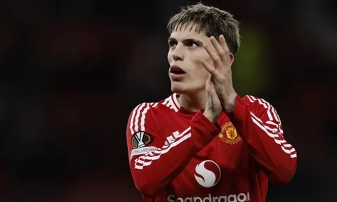 Chuyển nhượng sáng 26/6: MU bán Garnacho bằng mọi giá; Real chưa tiếp cận Alvaro Carreras