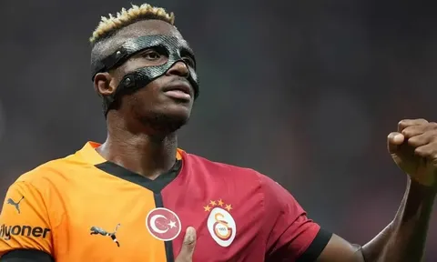 Ighalo tiết lộ quan điểm về việc Osimhen chuyển đến Saudi Arabia