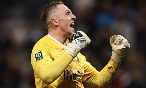 NÓNG: Mở đàm phán, Sunderland muốn "nẫng tay trên" mục tiêu của MU