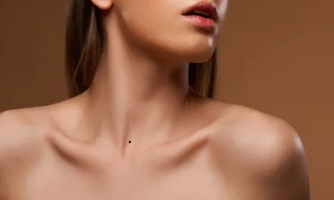 4 Nốt ruồi chỗ kín tựa "Hố Chôn Tiền: Ai có được Phúc Lộc dồi dài, giàu có 3 đời