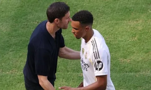 Alonso trao quyền tự do, Trent Alexander-Arnold lập tức bùng nổ