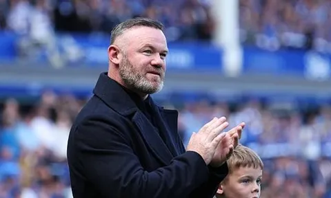 Rooney có thể sớm trở lại băng ghế huấn luyện