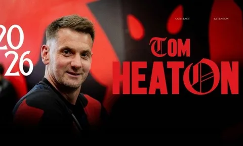 CHÍNH THỨC! Man Utd công bố hợp đồng Tom Heaton
