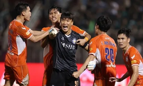 Bùi Tiến Dũng hạnh phúc khi giúp Đà Nẵng trụ lại V-League