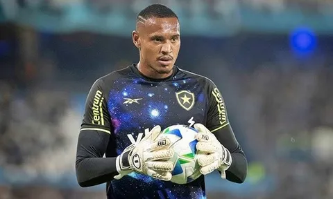 Sao 8 triệu đô vẫn chưa có liên hệ chính thức với Man United