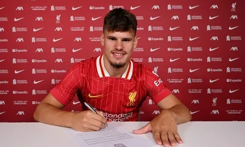 Milos Kerkez gia nhập Liverpool: Tương lai nào cho Andy Robertson?