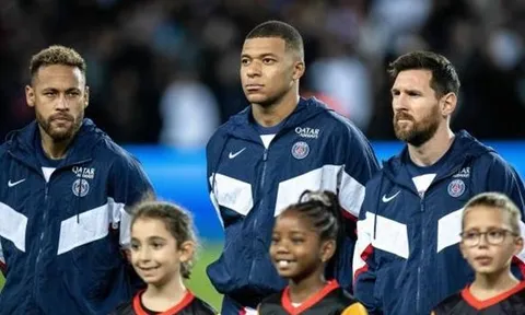 Messi cảm thấy không vui vì PSG "thiên vị" Mbappe