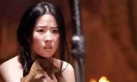 Bất ngờ cách binh sĩ thời xưa giải quyết nhu cầu sinh lý – Ai nghe cũng phải đỏ mặt