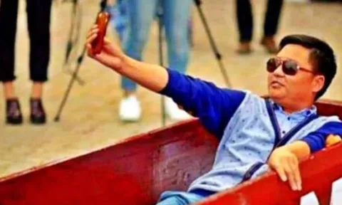 Thà thử quan tài còn hơn đi giày người khác" là gì? Giải mã câu nói đầy ẩn ý trong dân gian
