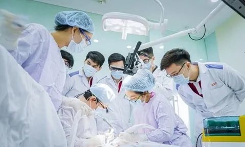 Từ 1/1/2027, bác sĩ bắt buộc thi đánh giá năng lực trước khi hành nghề, tương tự nhiều quốc gia tiên tiến