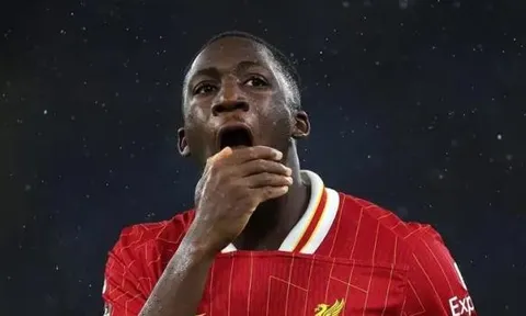 Liverpool đối mặt bài toán Ibrahima Konate: Lịch sử liệu có lặp lại?