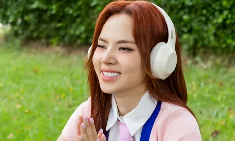 Ngô Lan Hương tái xuất sau big hit Đi Giữa Trời Rực Rỡ: Liệu có còn ăn may?