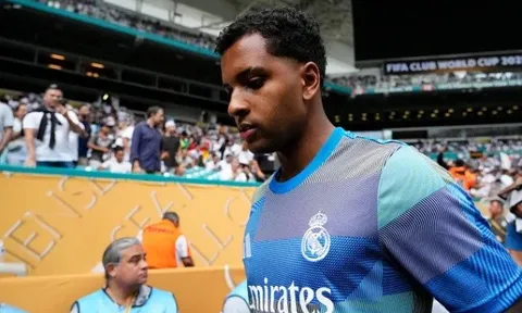 Thương vụ Rodrygo - Arsenal treo lơ lửng