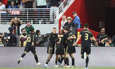 Mexico đụng độ Mỹ ở trận tranh Cúp Vàng CONCACAF