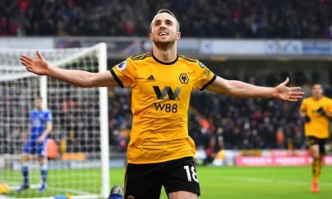 Molineux, ngày mưa vàng và tiếng tru của sói đầu đàn Jota