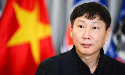 Indonesia làm khó HLV Kim Sang-sik? Truyền thông lên tiếng