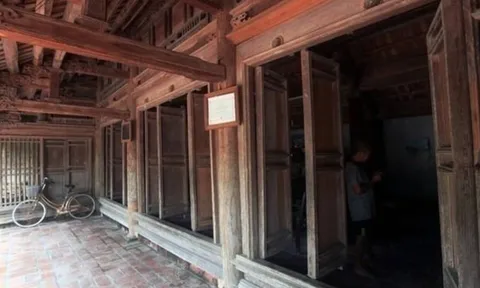 Nhà có 2 cửa này, tài lộc tiêu tán, gia đạo bất an" – Lời Tổ Tiên cảnh báo không bao giờ sai!