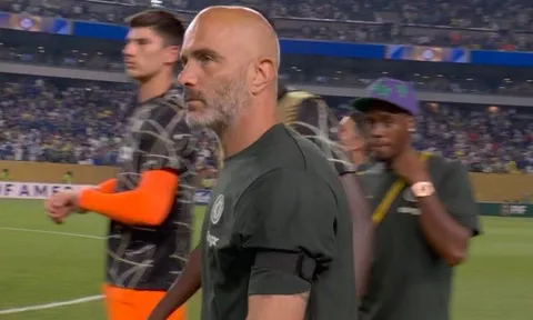 NÓNG! Jamie Gittens xuất hiện cùng Chelsea, chuẩn bị công bố chính thức