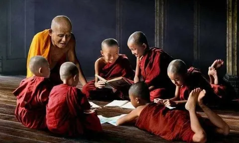 Lời nói sắc như dao: 3 câu nói tưởng bình thường nhưng "sát thương" cao, người giàu phúc không bao giờ nói