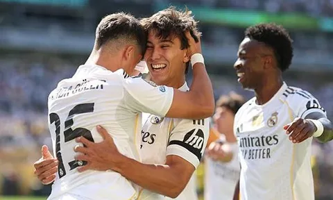 Garcia tiếp tục tỏa sáng, Real hạ Dortmund trong trận cầu kịch tính