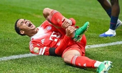 Neuer phẫn nộ với Donnarumma, Musiala nguy cơ lỡ mùa mới