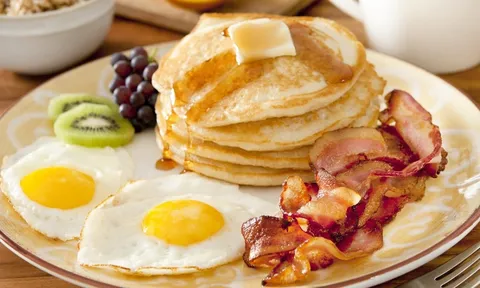 4 sai lầm khi ăn sáng gây bệnh dạ dày số 1