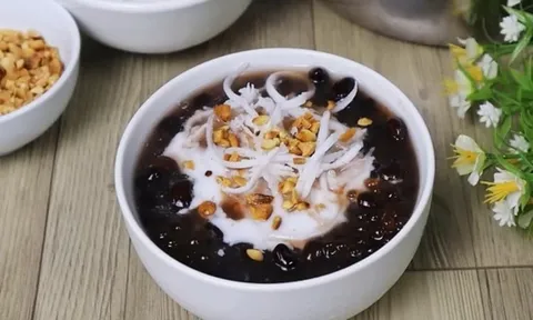 Nấu chè đỗ đen chỉ bỏ nước vào đường thôi là dại: Làm thêm bước này đỗ bở tung rút ngắn thời gian