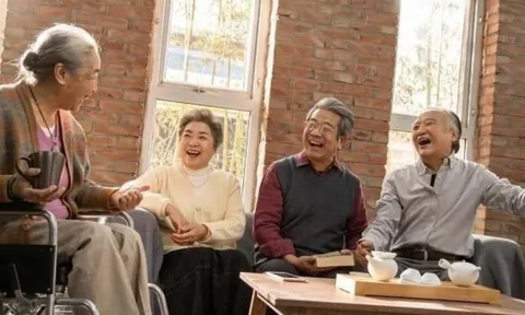 Trưởng thành rồi mới thấm: Anh em ruột đôi khi chẳng còn là người một nhà