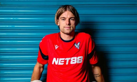 CHÍNH THỨC: Crystal Palace công bố thương vụ Borna Sosa