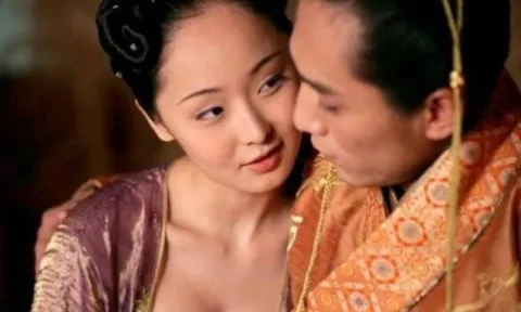 Quy tắc ngầm khiến các phi tần nhà Thanh buộc phải im lặng khi làm "chuyện ấy" với vua