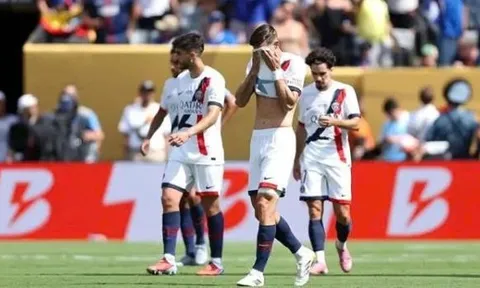 PSG sụp đổ chóng vánh, hàng thủ gây sốc