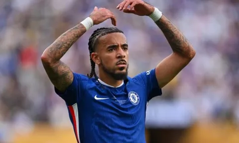 Malo Gusto: Từ bị nghi ngờ đến trận đấu để đời cho Chelsea