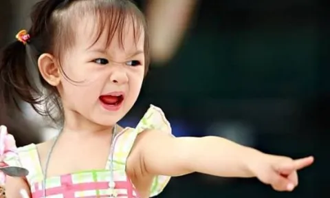 Không cãi lời nhưng ỷ lại – Kiểu bất hiếu âm thầm khiến cha mẹ kiệt quệ mà nhiều người trẻ không nhận ra